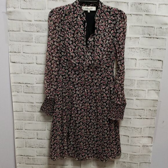 Diane von Furstenberg dress - Picture 1 of 3